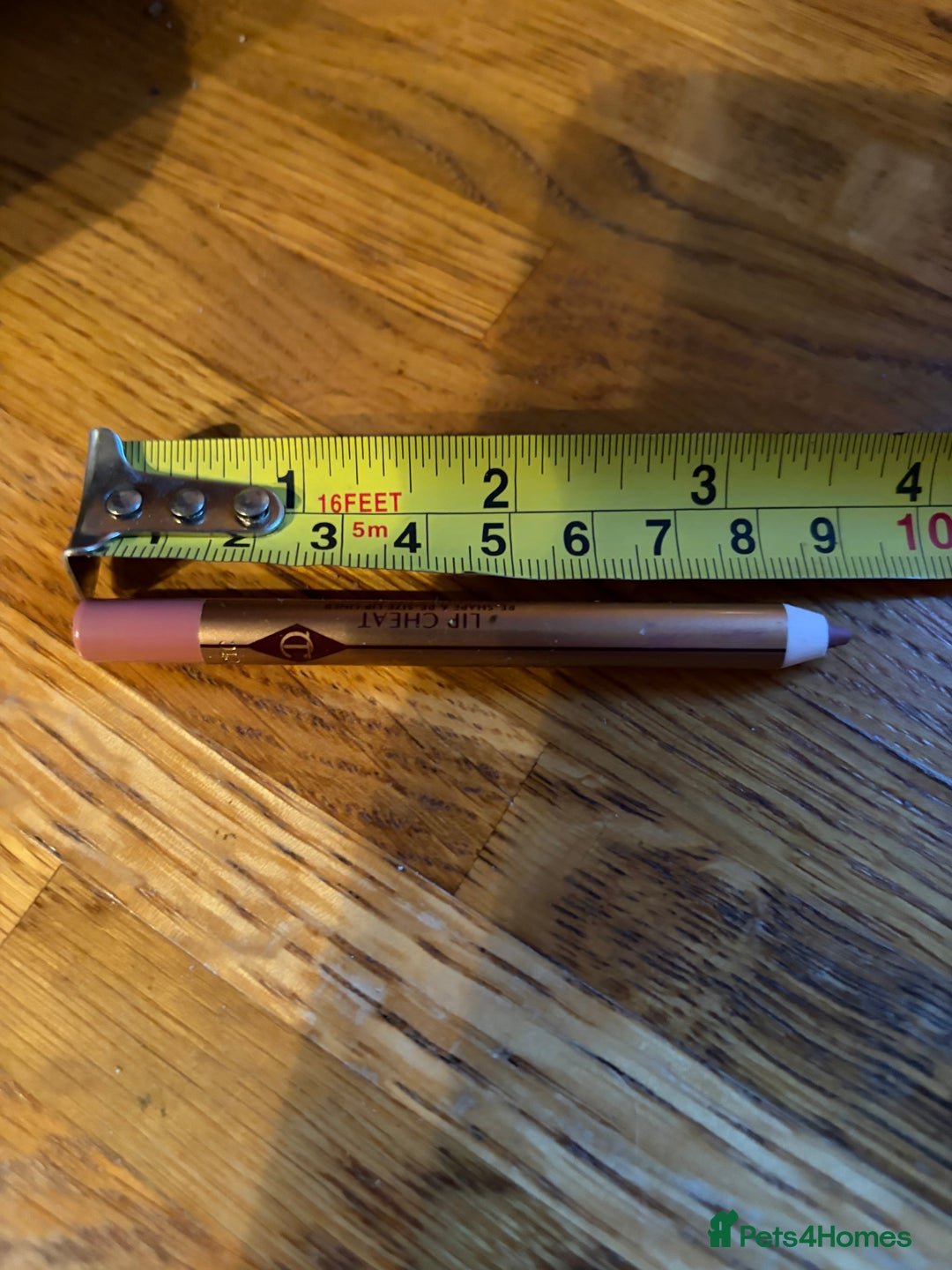 Gallery Image {{count}}