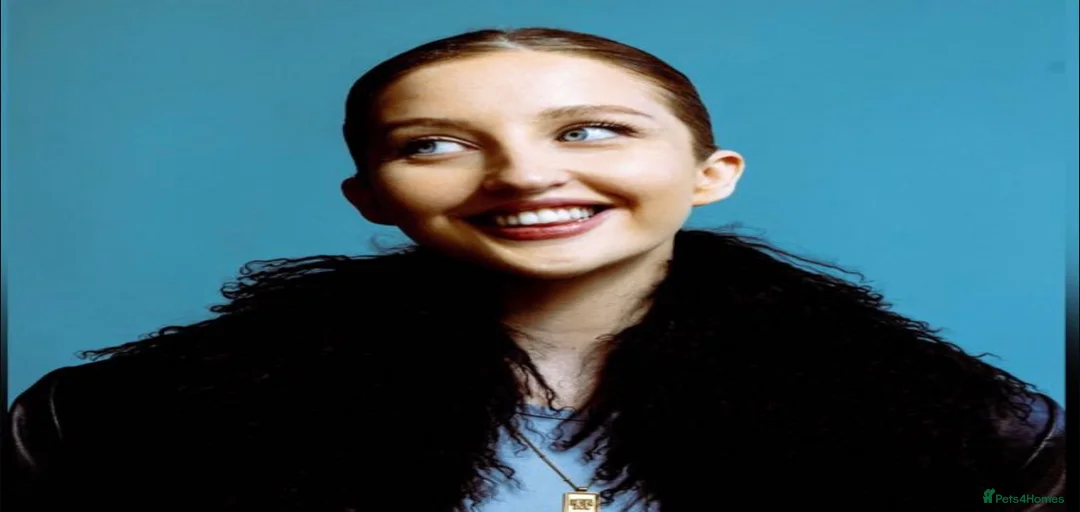 Gallery Image {{count}}