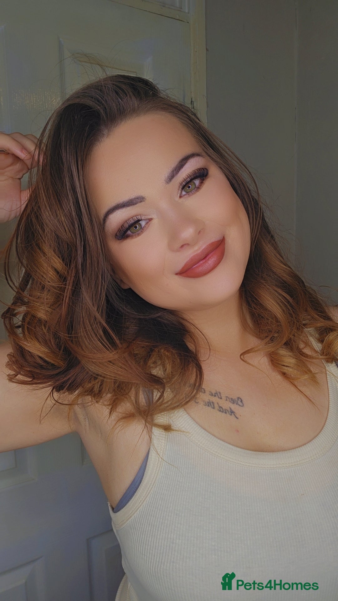 Gallery Image {{count}}