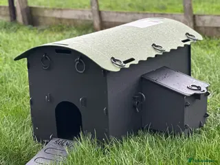 Mixed Breed poultry Mini Hen Coop - Recycled - 3/4 Birds - Advert 1