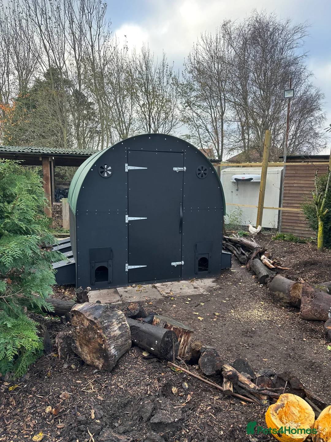 Chickens poultry for sale: Recycled Coop Run only  NO maintenance - Advert 1