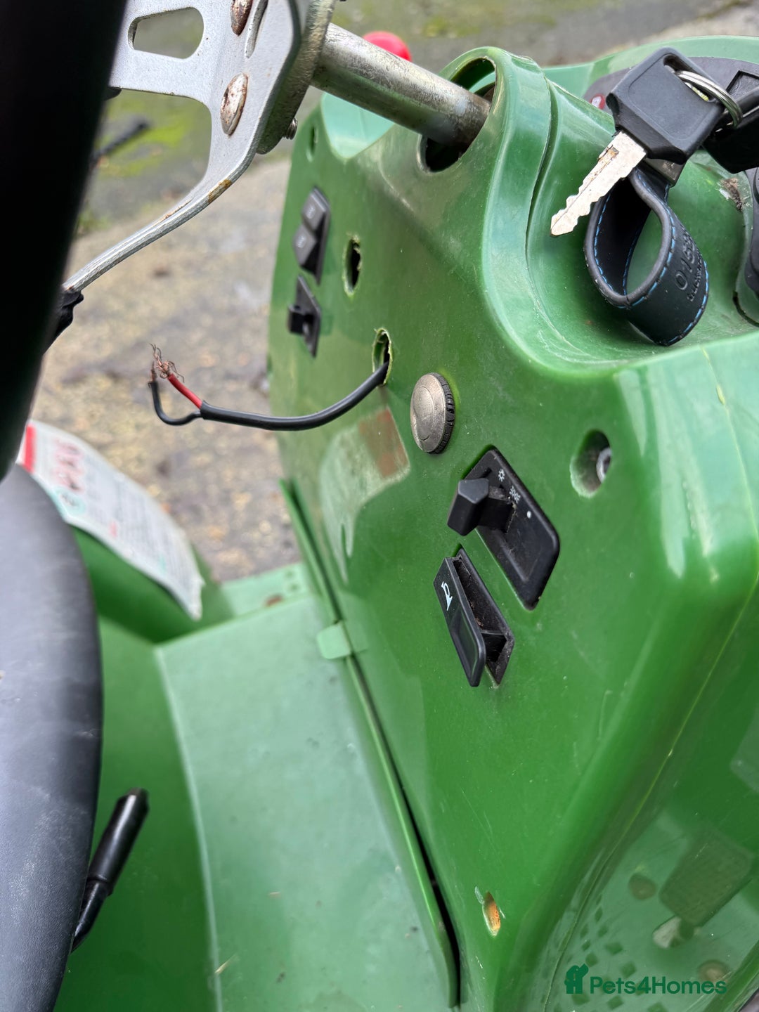 Mixed Breed birds for sale: Tractor for sale, - Advert 3