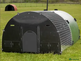 Mixed Breed poultry Deluxe Eco Hen Ark c/w Run - Recycled - 10/18 Hens - Advert 1