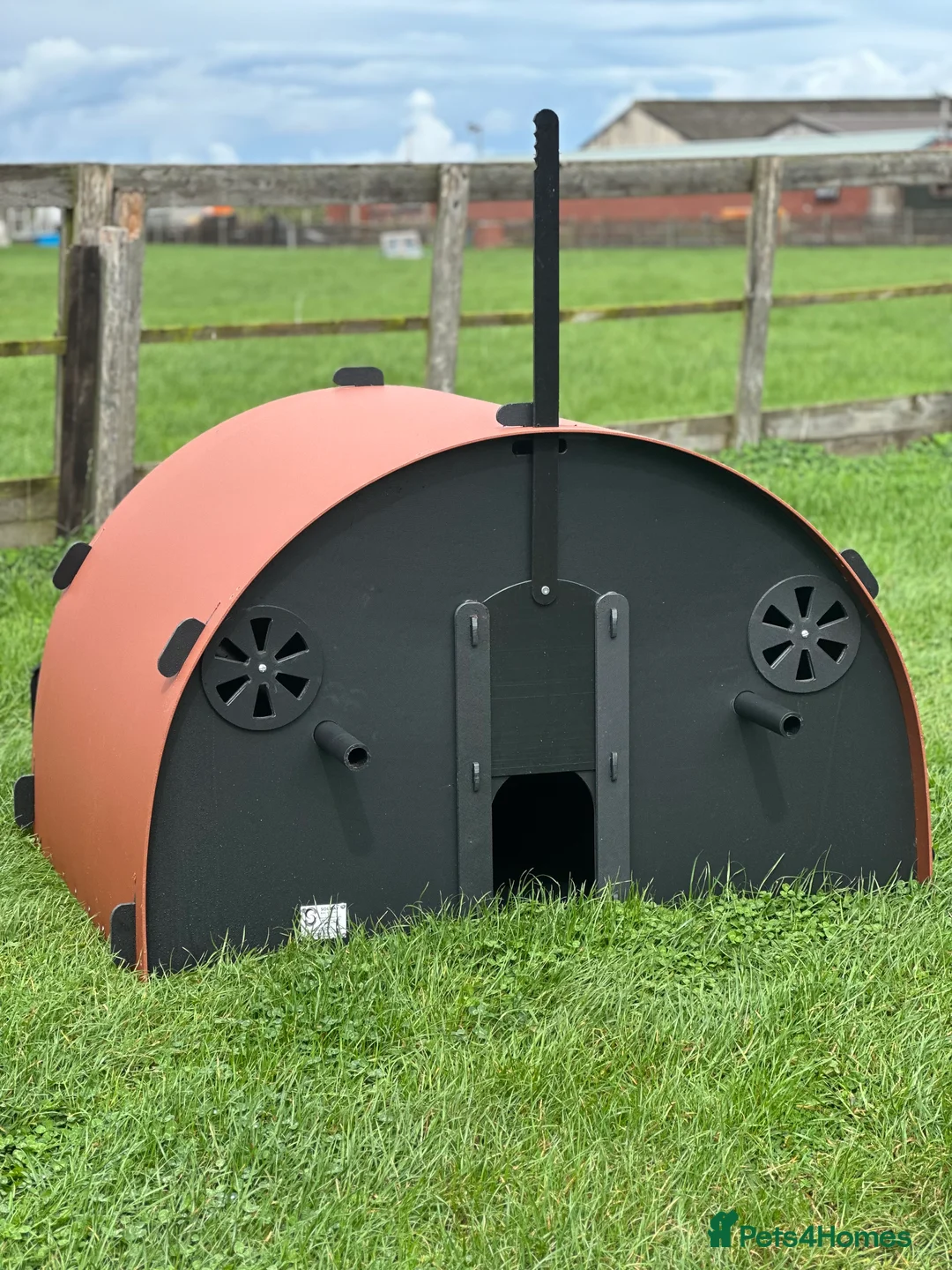 Chickens poultry for sale: Recycled Coop Run only  NO maintenance - Advert 14