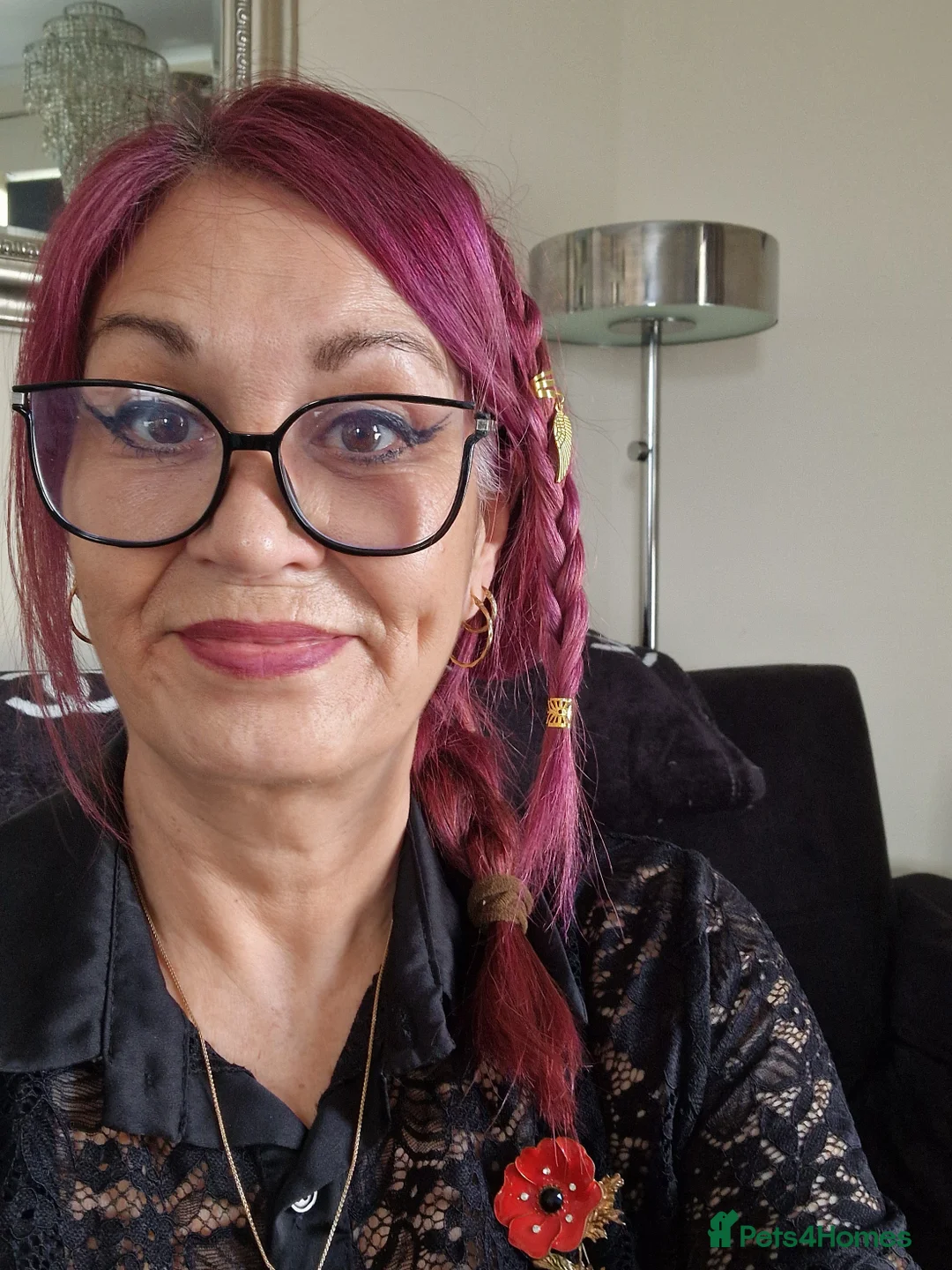 Gallery Image {{count}}