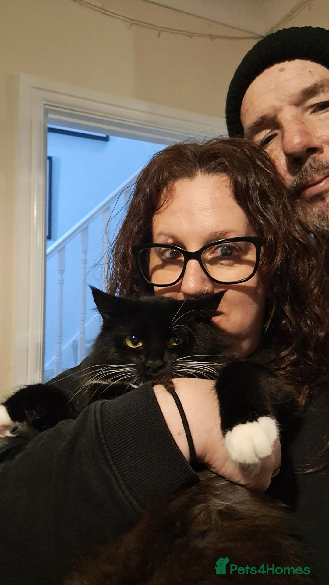 Gallery Image {{count}}