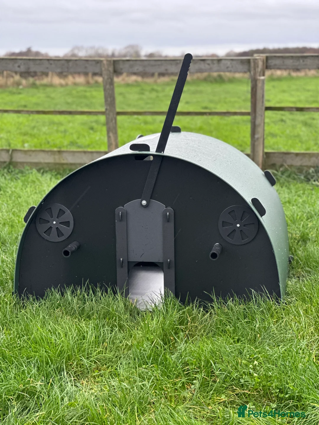 Mixed Breed poultry for sale: Eco Hen Ark - Recycled - 10/15 Hens - Advert 5