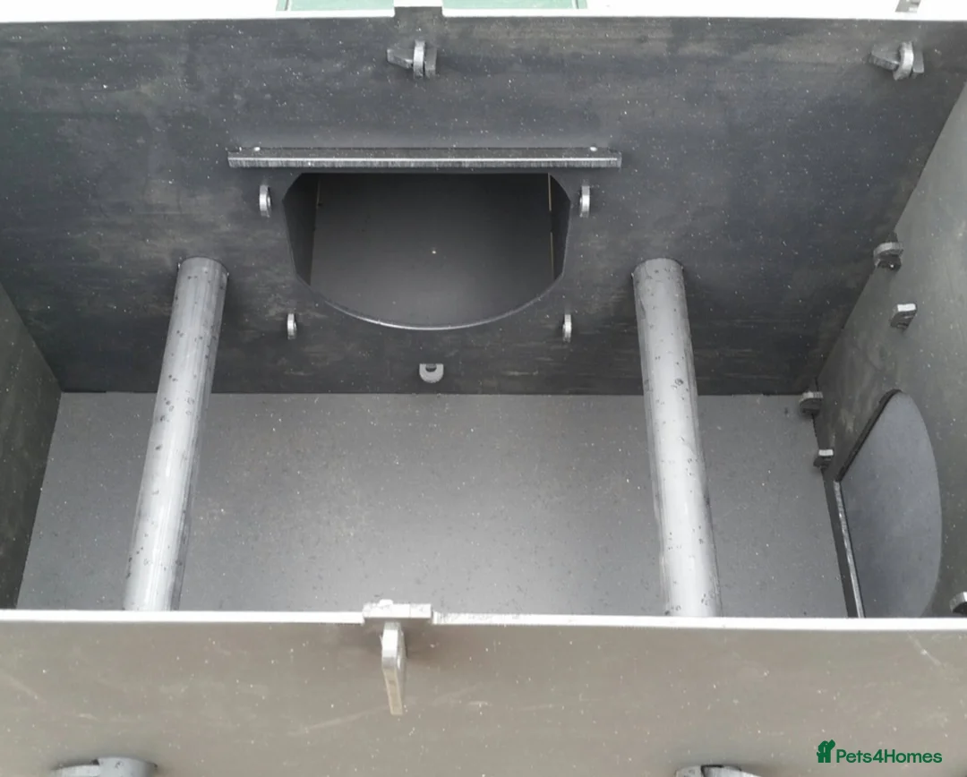 Chickens poultry for sale: Recycled Coop Run only  NO maintenance - Advert 9