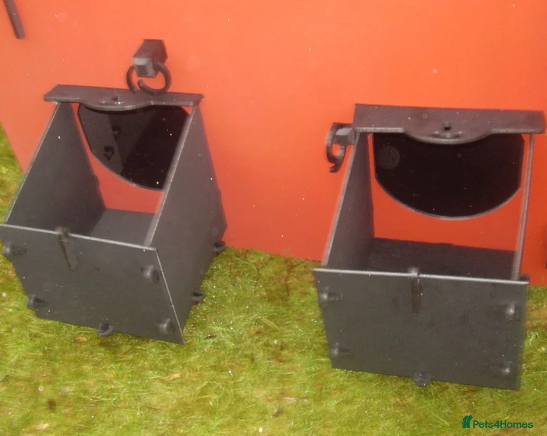 Mixed Breed poultry for sale: Deluxe Eco Hen Ark c/w Run - Recycled - 10/18 Hens - Advert 2